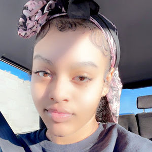 Meet your Posher, Jasmine